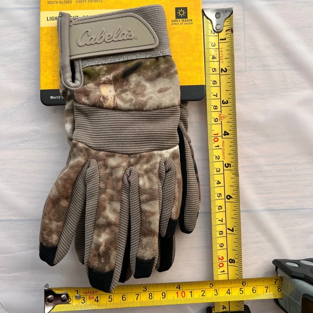 Cabela's hunting Youth gloves Adjustable cuff Stretchy lightweight New Size M